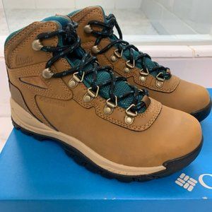 Columbia Women's Newton Ridge™ Plus Waterproof Hiking Boot Size 6